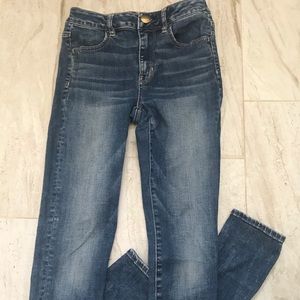 AE Hi-Rise Jeggings